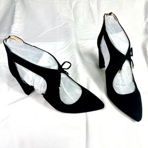 Brand New Women’s Shoes, Size 9.5